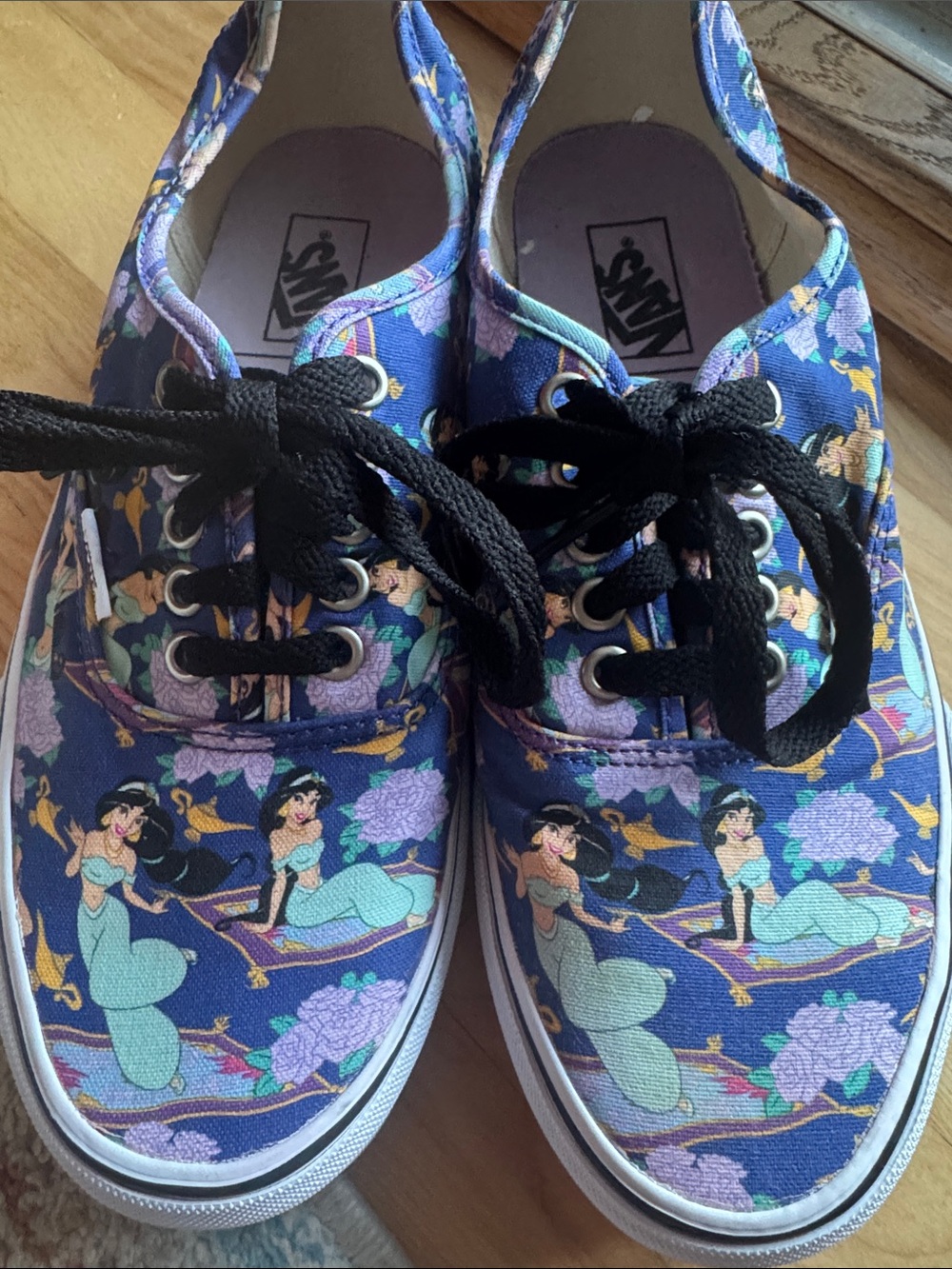 Vans x Disney Princess Jasmine Aladdin Low Top Sneakers Women 9 Men 7.5 RARE